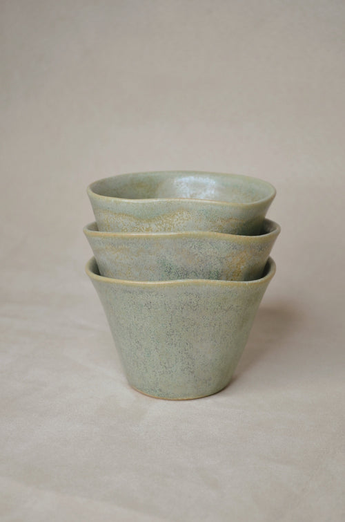 Tasse tulipe vert thé.