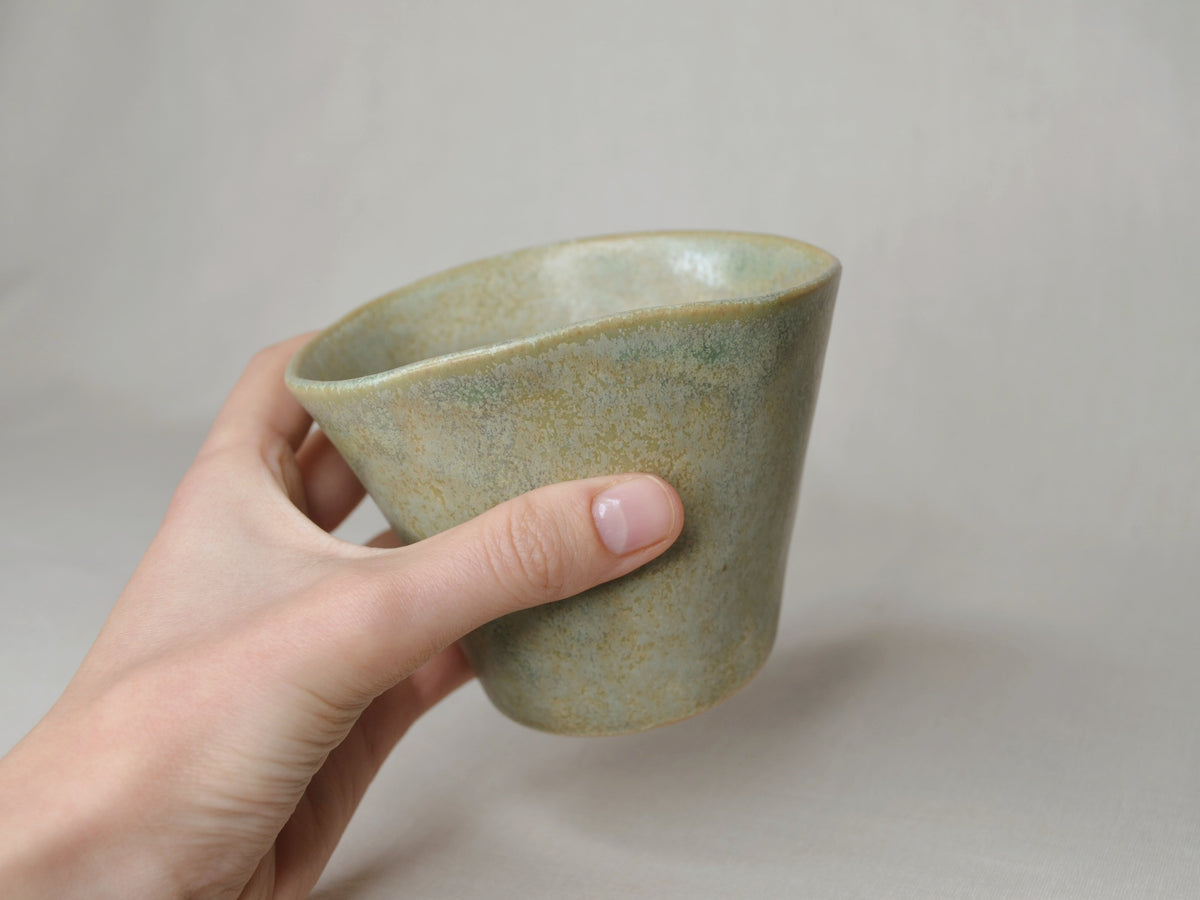 Tasse tulipe vert thé.