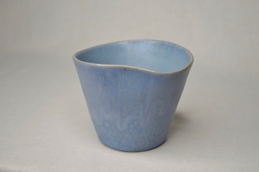 Tasse tulipe bleu ciel.