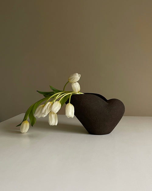 Vase nautile noir.