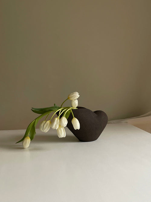 Vase nautile noir.