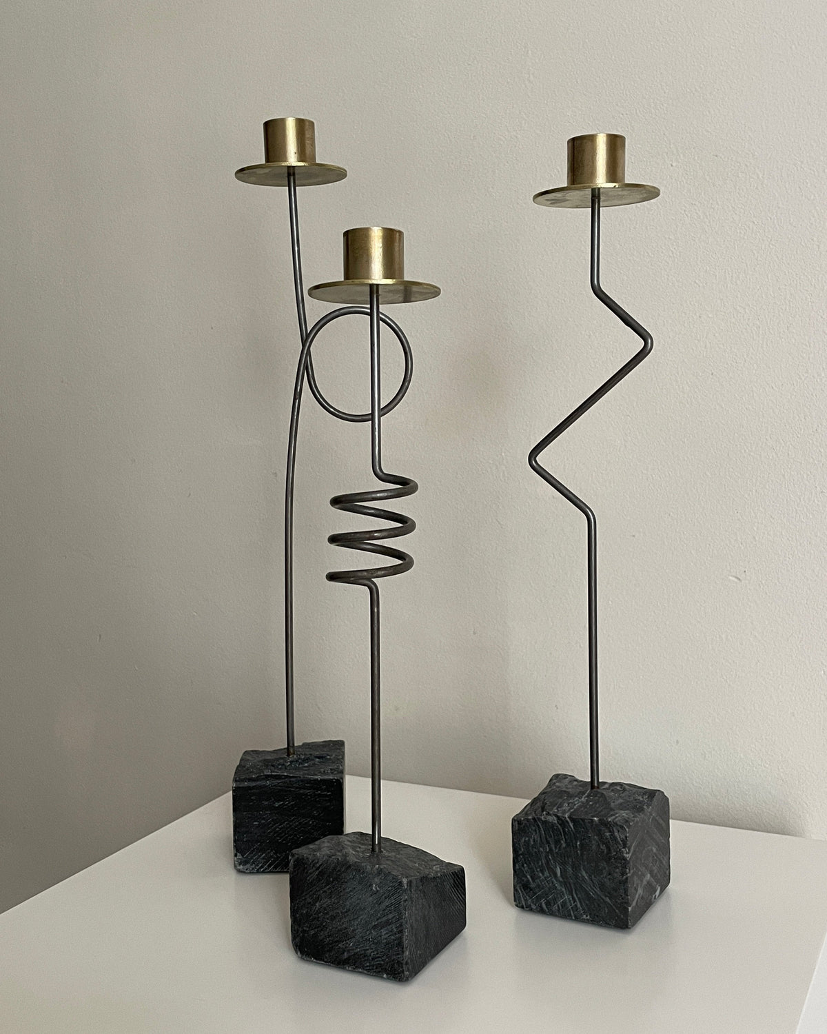 Trio de bougeoirs vintage.